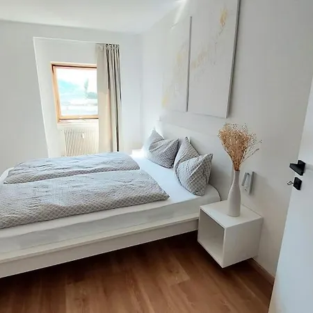 Renovated Flat Close To The Centre *