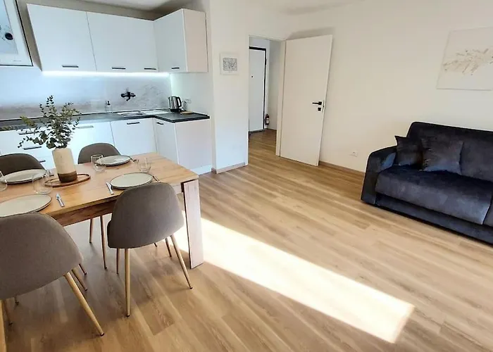 公寓 Modern City Apartment, 5 Min To Center *