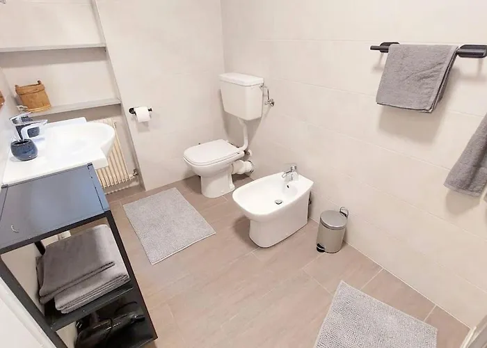 Modern City Apartment, 5 Min To Center 梅拉诺